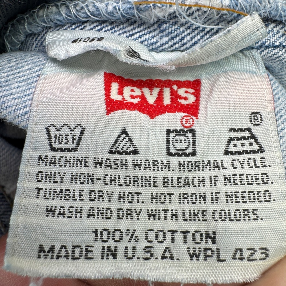 Vintage Levis 501 Jeans Men 36x30 (34) Blue Made USA Button Fly Light Wash VTG - Picture 6 of 12